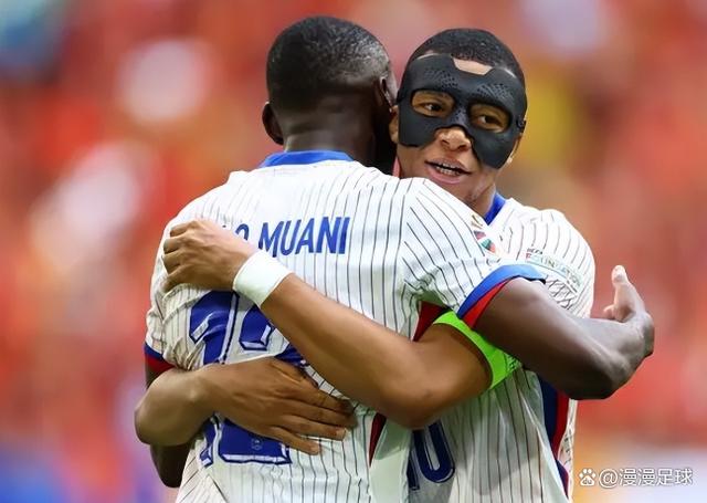 欧洲足球联赛精英汇聚，紧张对抗尽显实力