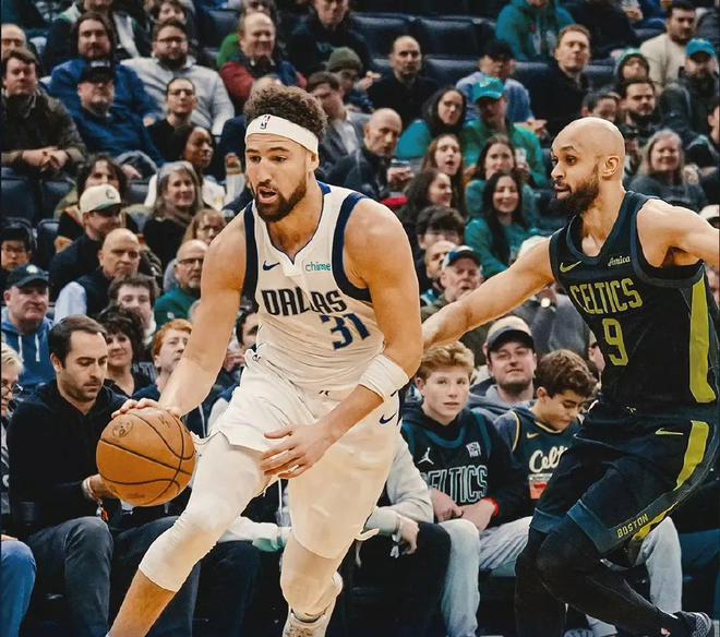 包含独行侠外线进攻不力，助攻数下降的词条