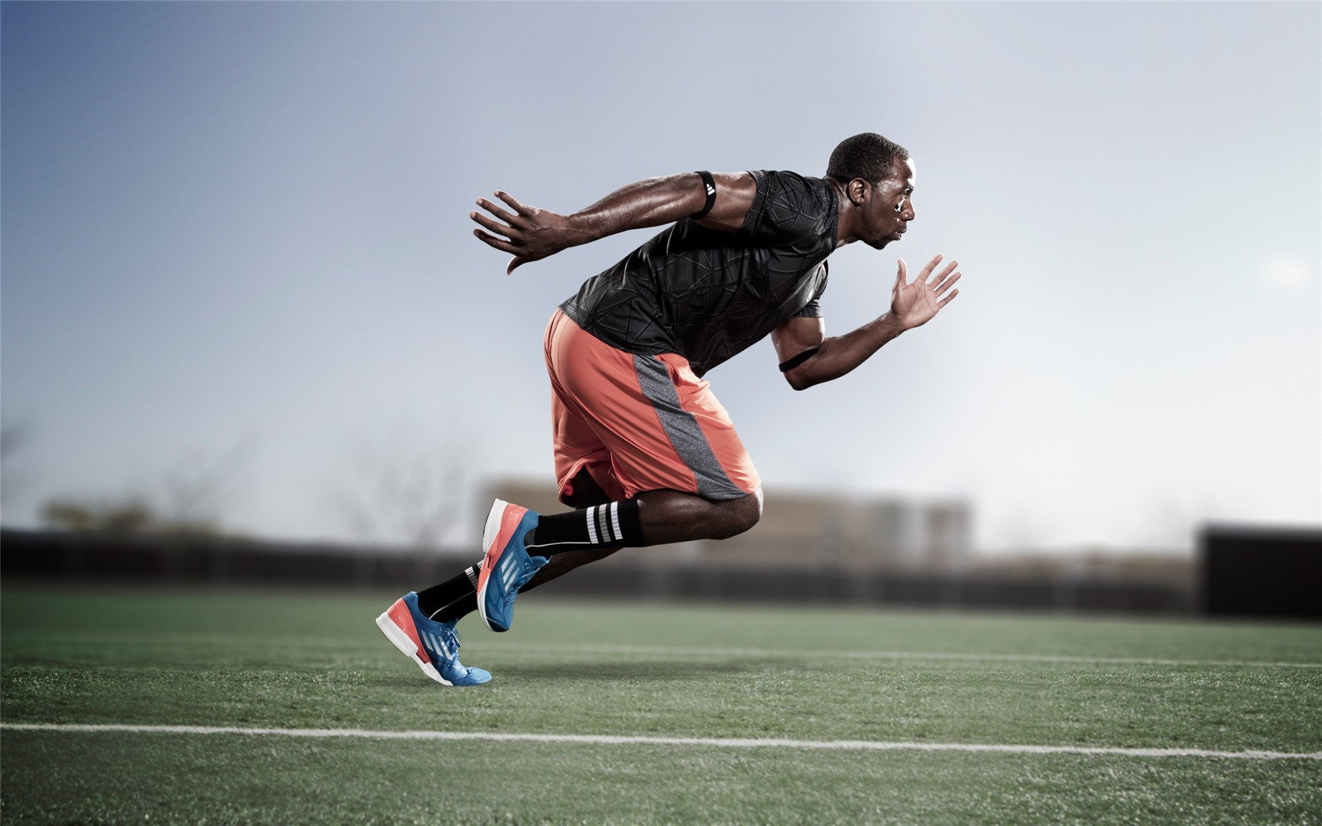 世界杯预选赛四强战爆出冷门！金州勇士大胜马德里竞技，争冠形势突变